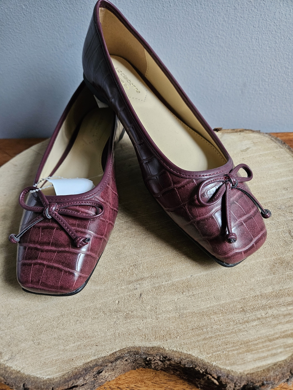 Women's Burgundy Croc-Embossed Ballet Flats with Bow NWT